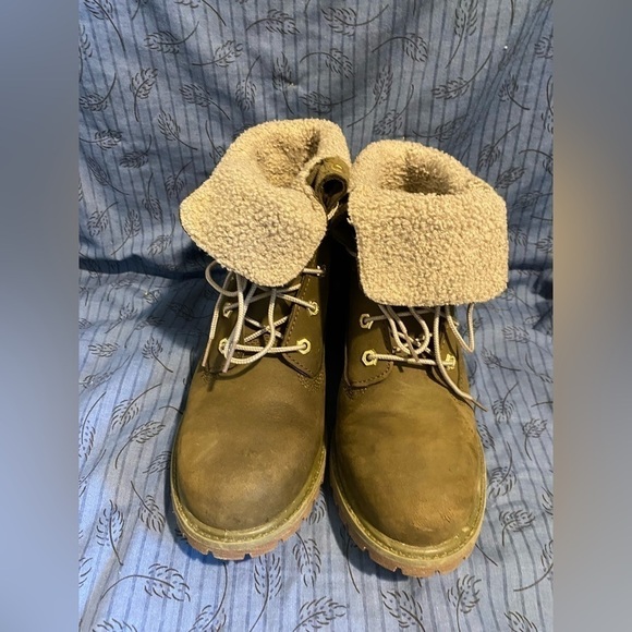 Timberland Jayne waterproof fold down lace up boot in olive green 8.5 - Picture 2 of 7